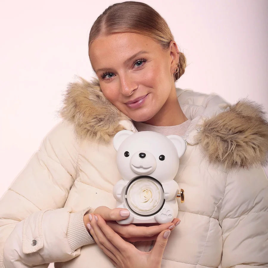 DlaNiej™ - Miś z wieczną różą i personalizowanym naszyjnikiem